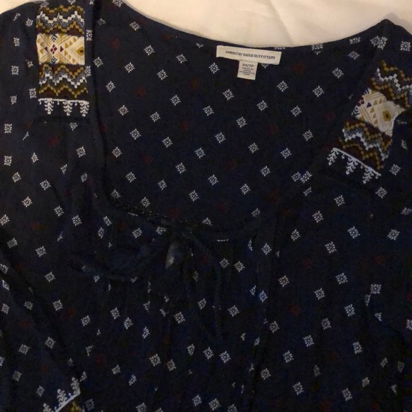 AE Tunic - Picture 2 of 3